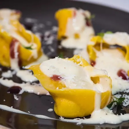 彼得拉卡酒店 Boara Pisani