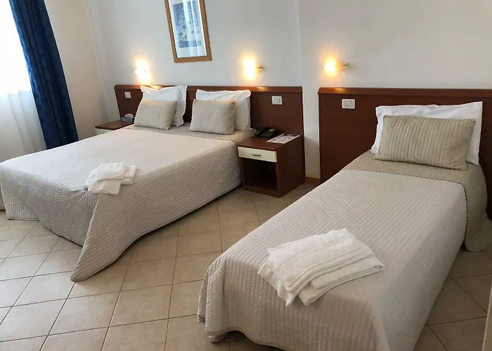 Petrarca Otel 3*