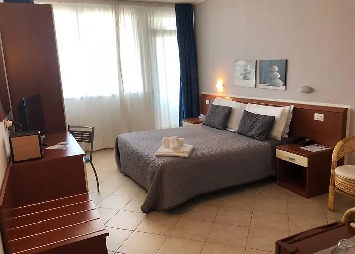 Hotel Petrarca 3*